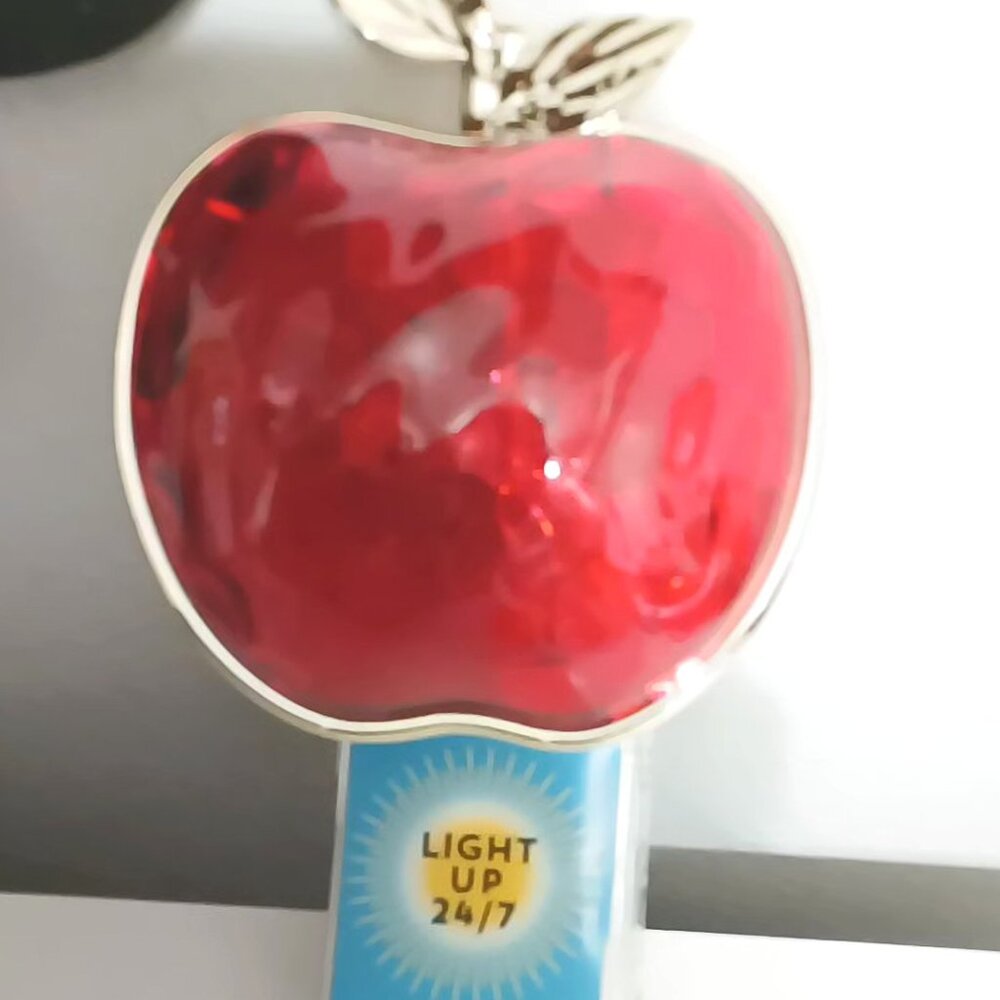 Bath and body Works brightest bloom gift bag set with goodies - Picture 14 of 16